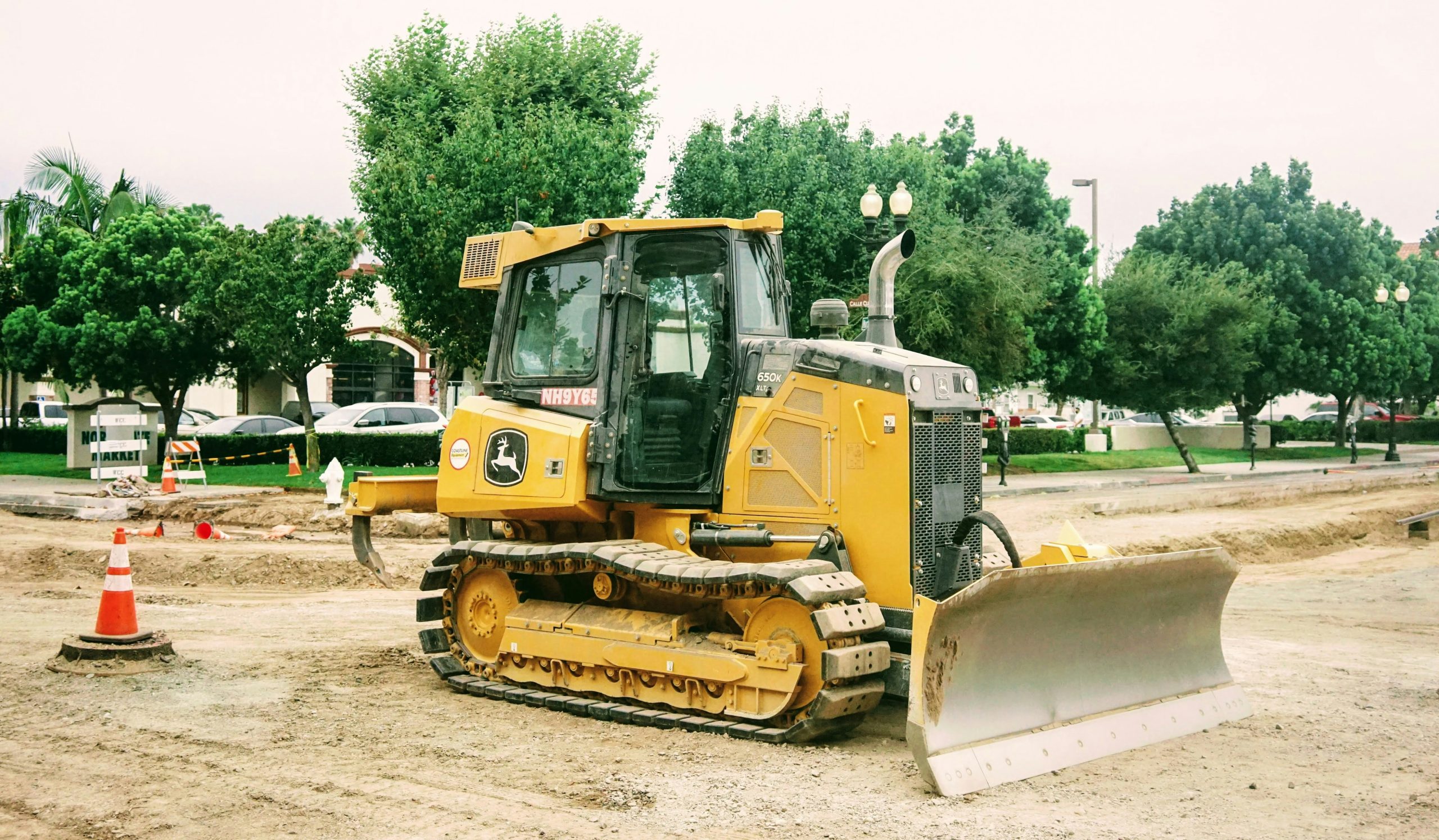 Dozer Operator course learner training on a wheeled dozer at Wheelset Academy